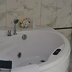 Zamek - Palac Marysienki 3*