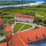 Zamek - Pałac Marysieńki 3*