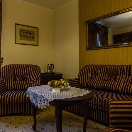Zamek - Palac Marysienki Resort