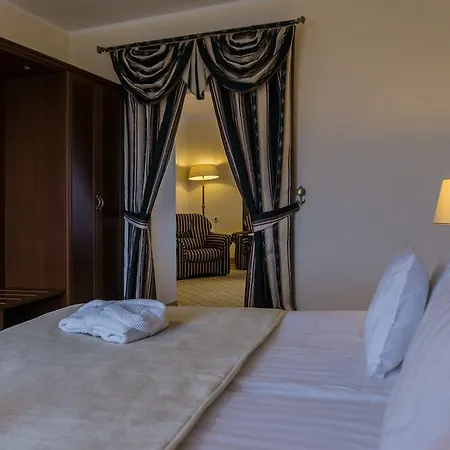 Zamek - Palac Marysienki Resort Gniew