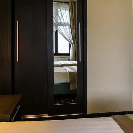 Zamek - Palac Marysienki