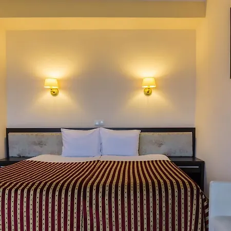 Feriested Zamek - Palac Marysienki