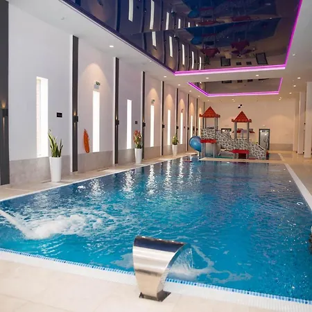 Zamek - Palac Marysienki 3* Gniew