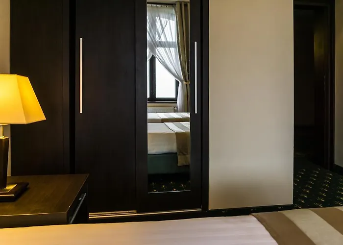 Zamek - Palac Marysienki