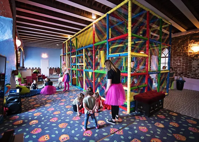 Zamek - Palac Marysienki منتجع 3*